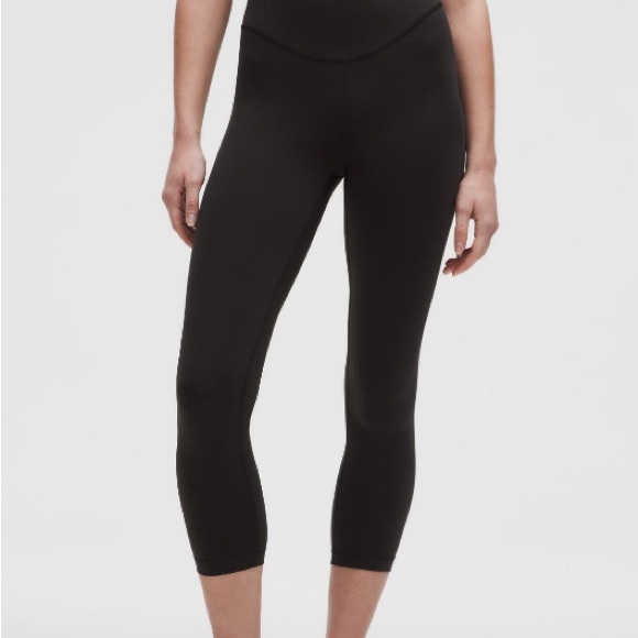 lululemon athletica Pants - Lululemon Wunder Under SmoothCover High-Rise Crop 23” Black Leggings
